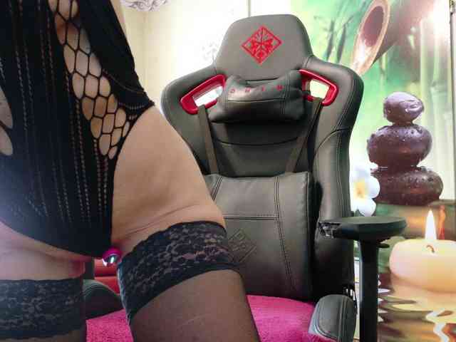 AngelikaMore webcam