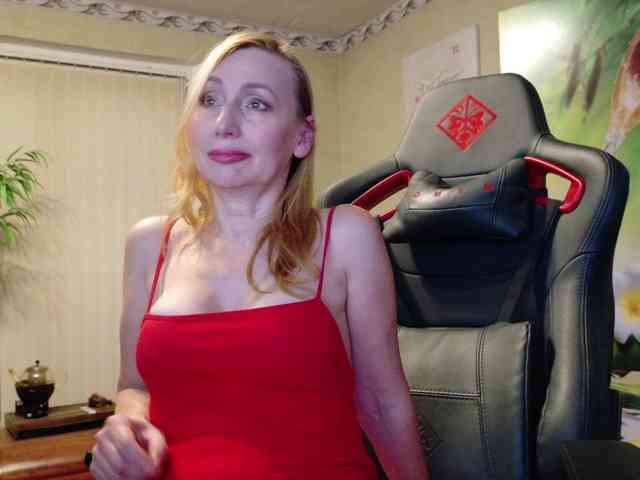 AngelikaMore AngelikaMore