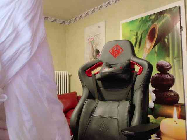 AngelikaMore webcam