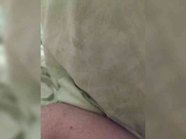 IqraQueen webcam
