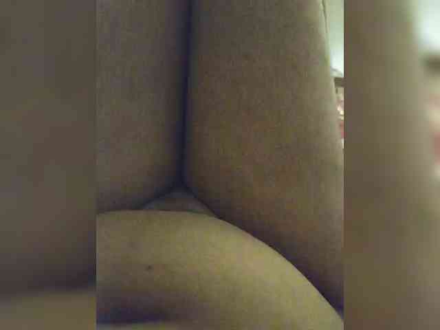 IqraQueen webcam