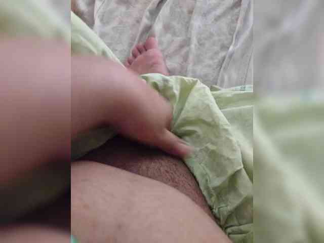 IqraQueen webcam