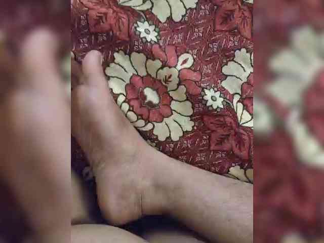 IqraQueen webcam