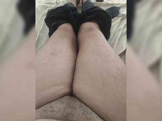 IqraQueen webcam