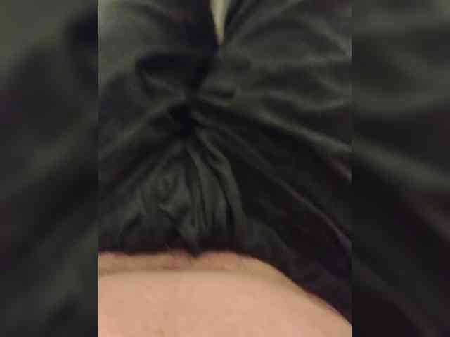 IqraQueen webcam