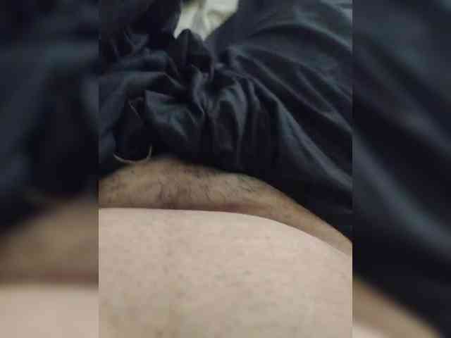 IqraQueen webcam