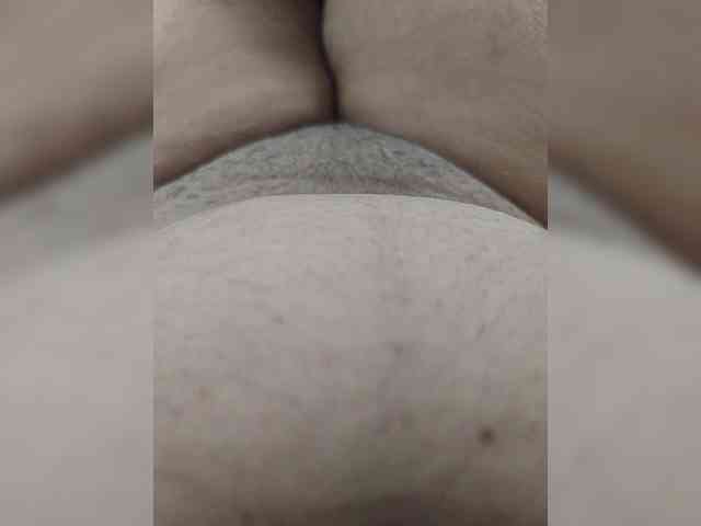 IqraQueen webcam
