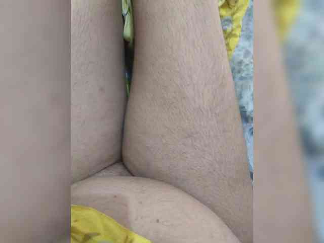 IqraQueen webcam