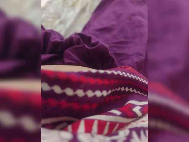 IqraQueen's webcam live show