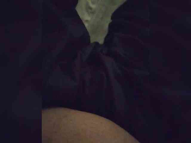 IqraQueen webcam