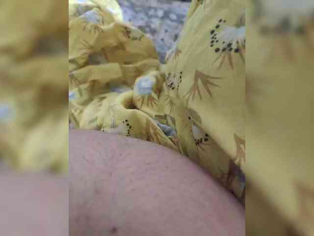 IqraQueen webcam