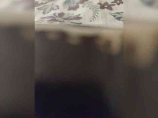 IqraQueen webcam