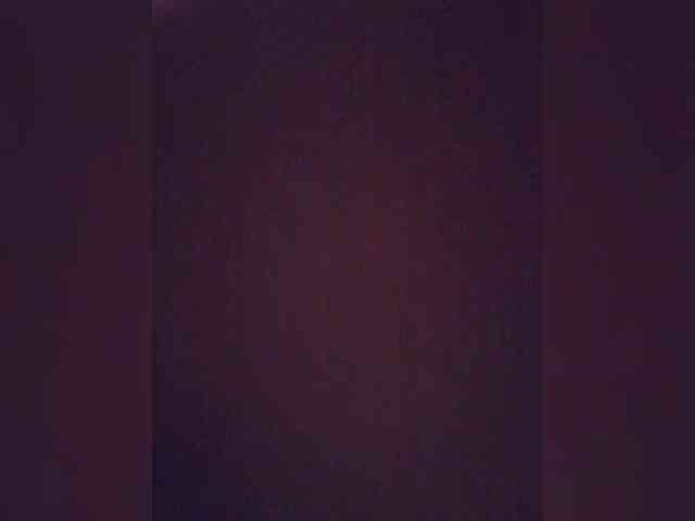 IqraQueen webcam