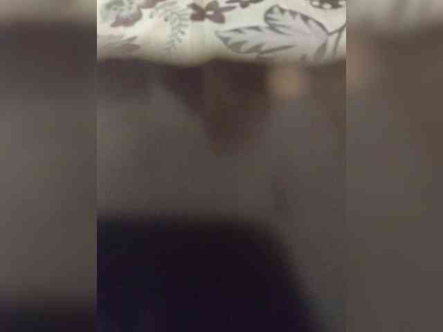 IqraQueen webcam