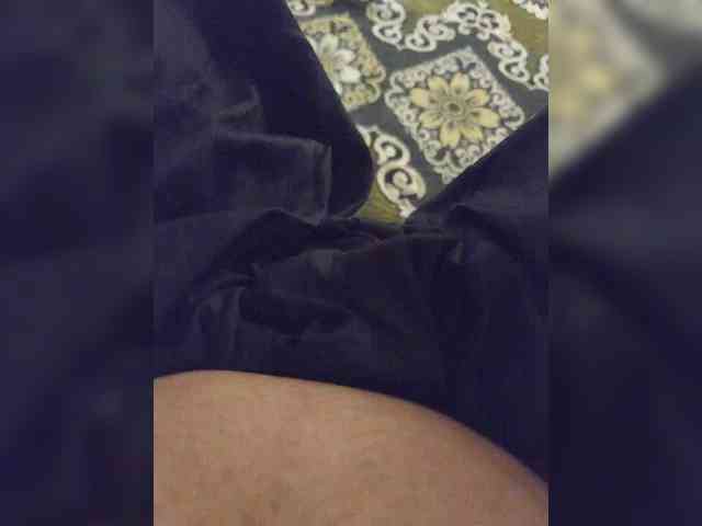 IqraQueen webcam