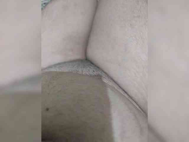 IqraQueen webcam