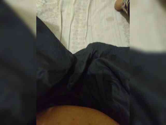 IqraQueen webcam