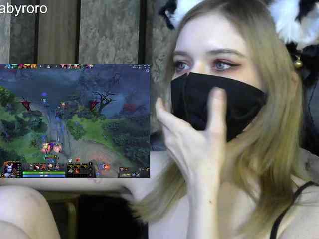 BabyRoro webcam