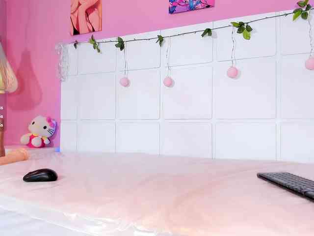 DulceBela webcam