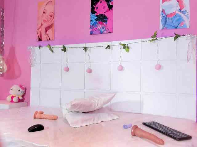 DulceBela webcam