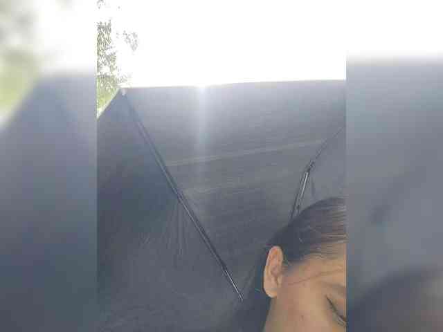 Samantha-12 webcam
