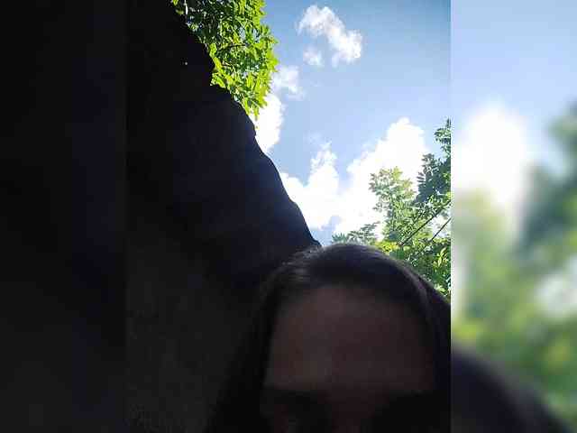 Samantha-12 webcam