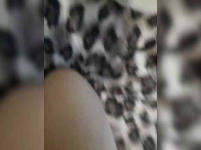SexySuka84 webcam