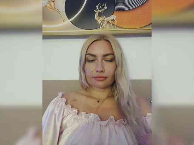 AlenaFeya webcam