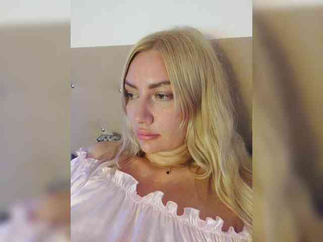 AlenaFeya webcam