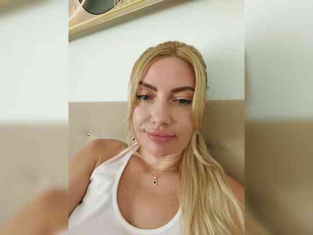 AlenaFeya webcam