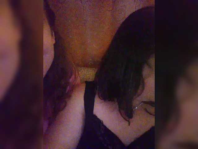 Sex chat gratuit in direct cu Lubov95 pe BongaCams