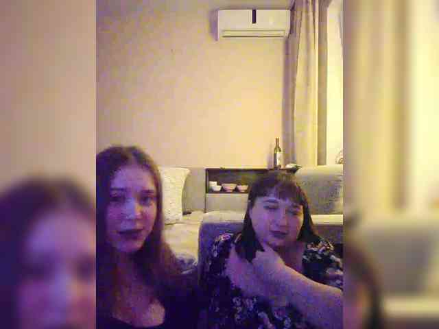 Lubov95 webcam