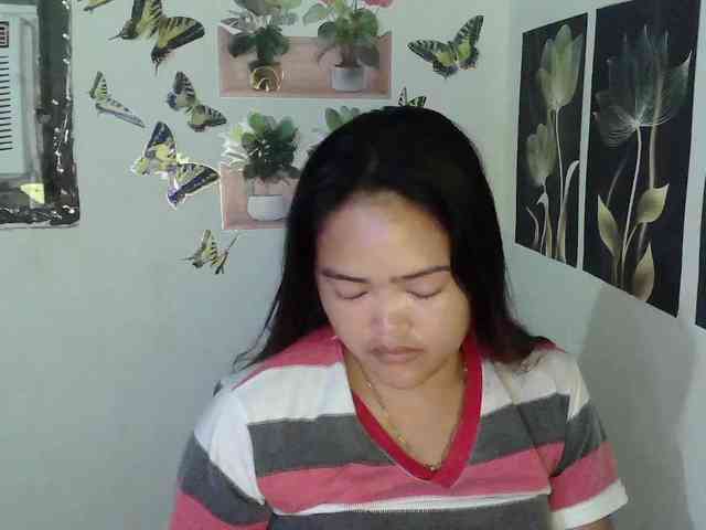 HotExoticAngel webcam