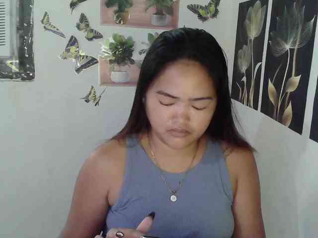 HotExoticAngel webcam