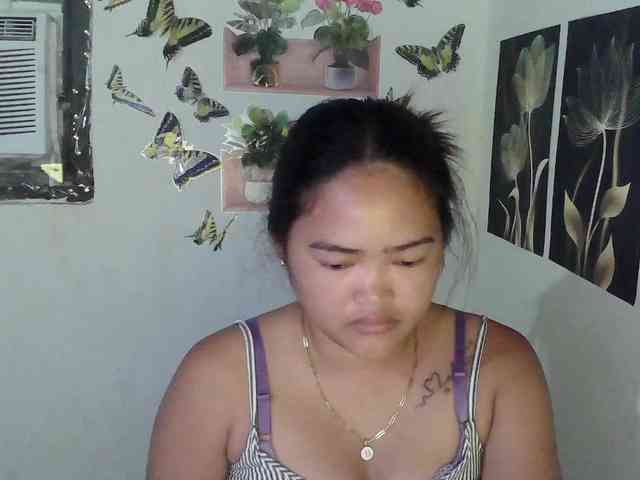 HotExoticAngel webcam