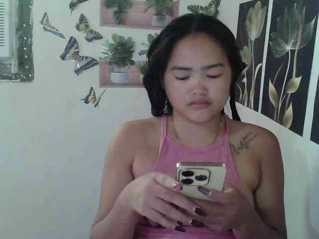 HotExoticAngel webcam