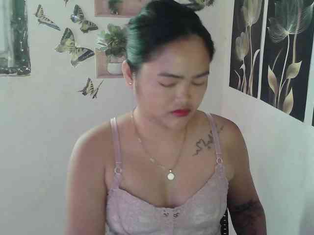 HotExoticAngel webcam