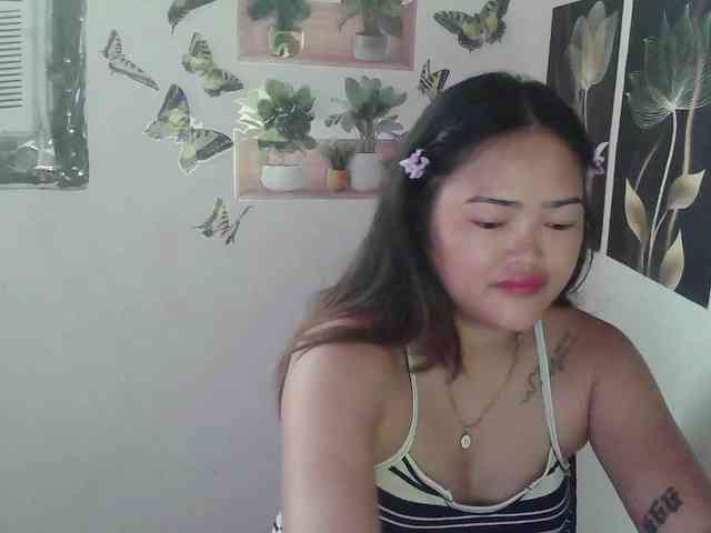 HotExoticAngel webcam