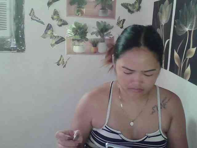 HotExoticAngel webcam