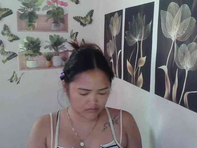 HotExoticAngel webcam