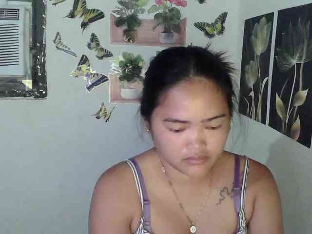 HotExoticAngel webcam