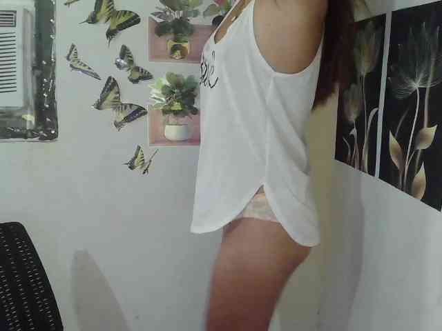 Group chat for 40 tokens, Full privates for 30 59 tokens, Privates for 30 5..., ok me 9