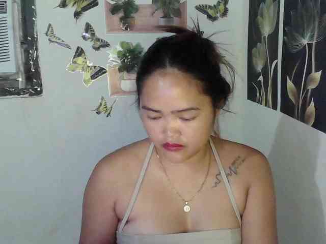 HotExoticAngel webcam