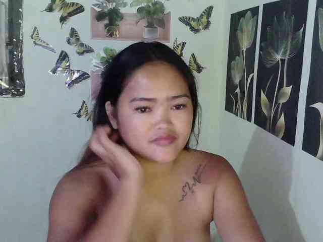 HotExoticAngel webcam