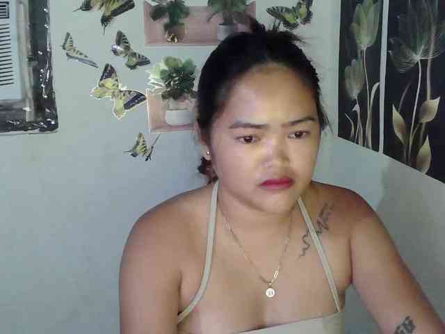 HotExoticAngel webcam