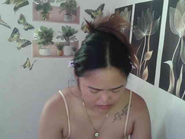 HotExoticAngel webcam
