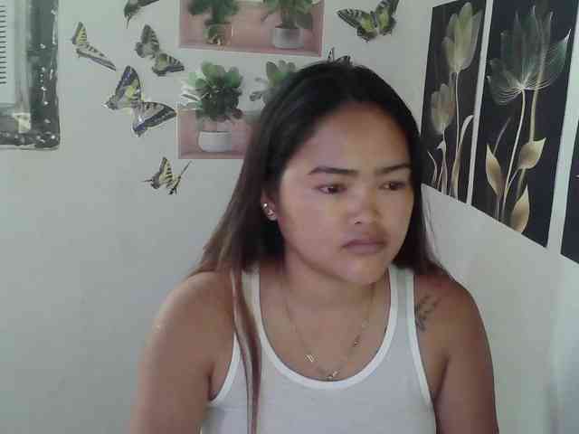 HotExoticAngel webcam