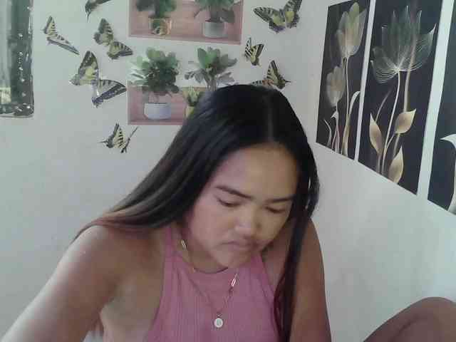 HotExoticAngel webcam