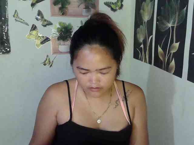HotExoticAngel webcam