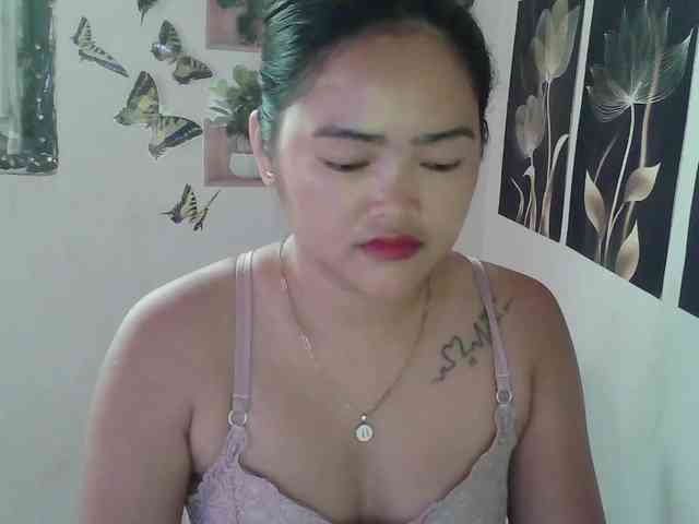 HotExoticAngel webcam